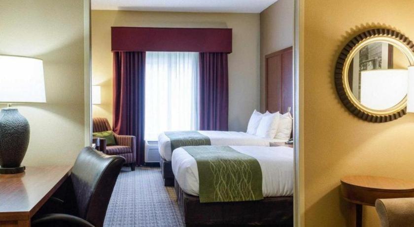 סטארקוויל Comfort Suites מראה חיצוני תמונה